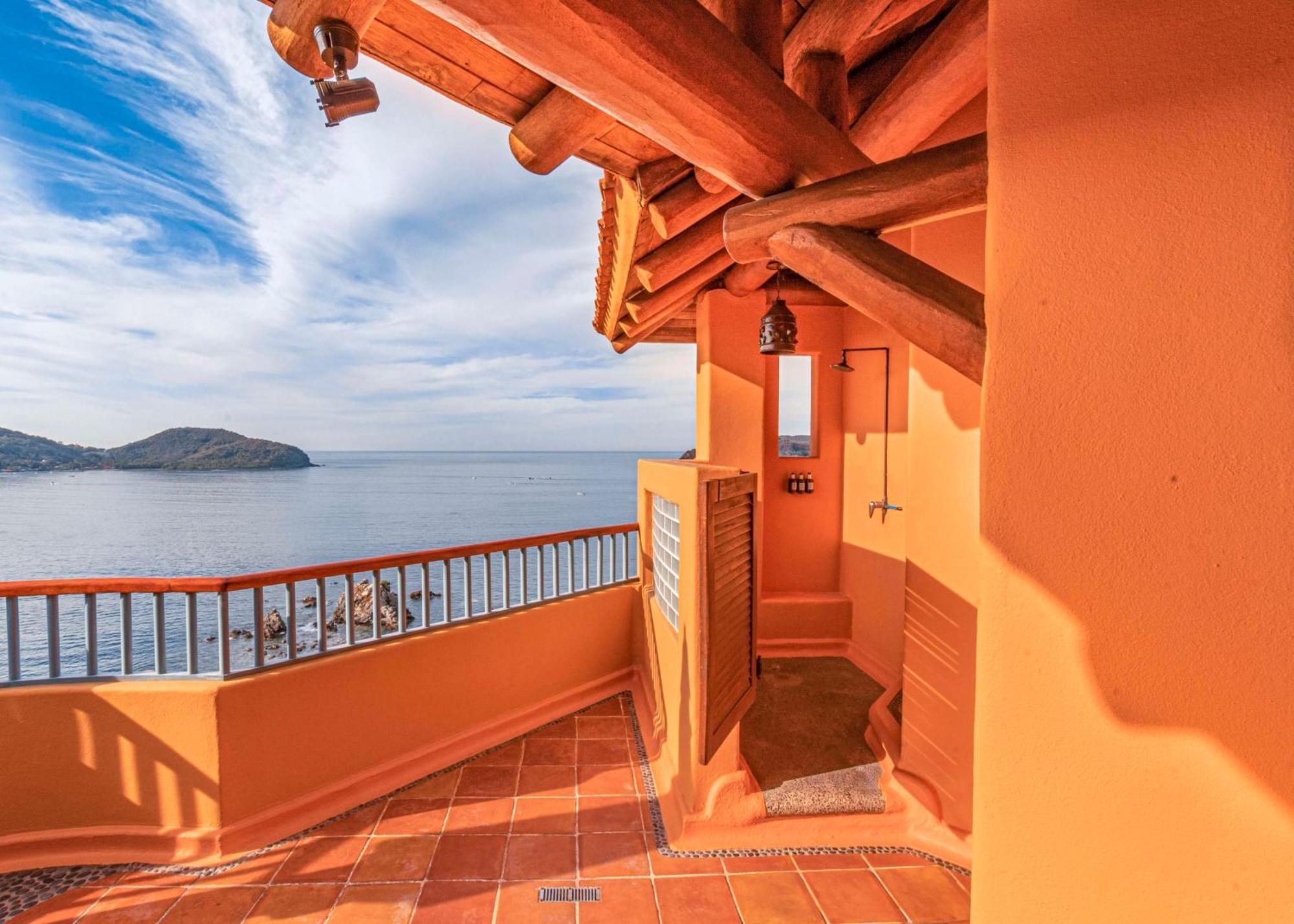 Hilton Grand Vacations Club Zihuatanejo Exterior foto
