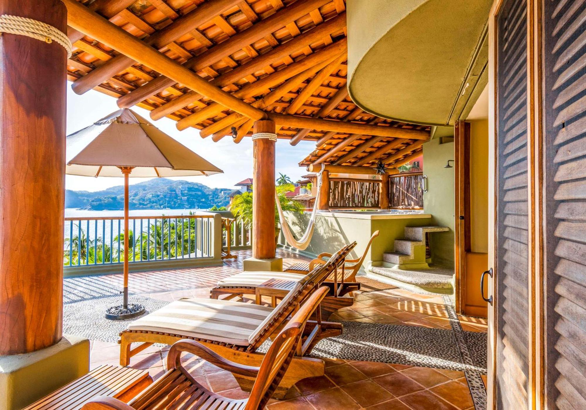 Hilton Grand Vacations Club Zihuatanejo Exterior foto