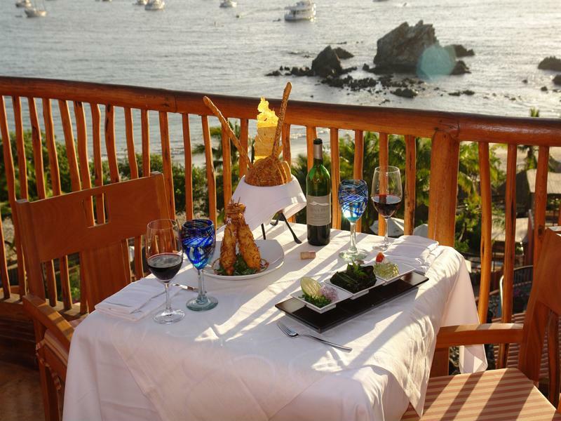 Hilton Grand Vacations Club Zihuatanejo Exterior foto